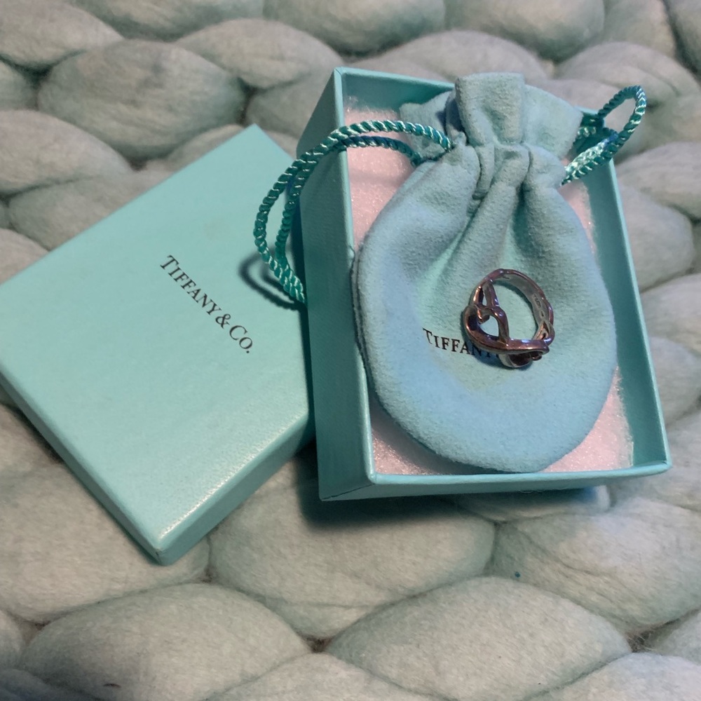 Tiffany & Co. Infinity Hearts Ring - Picture 6 of 7